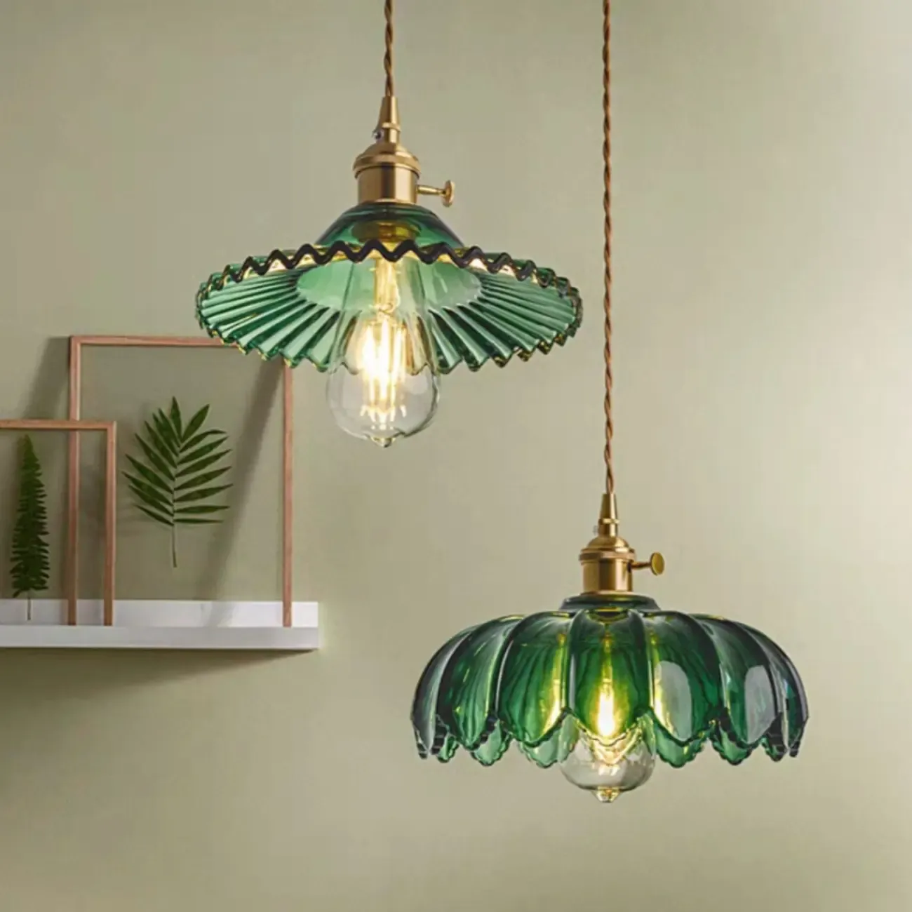 Adjustable Green Glass Pendant Light Fixture for Living Room
