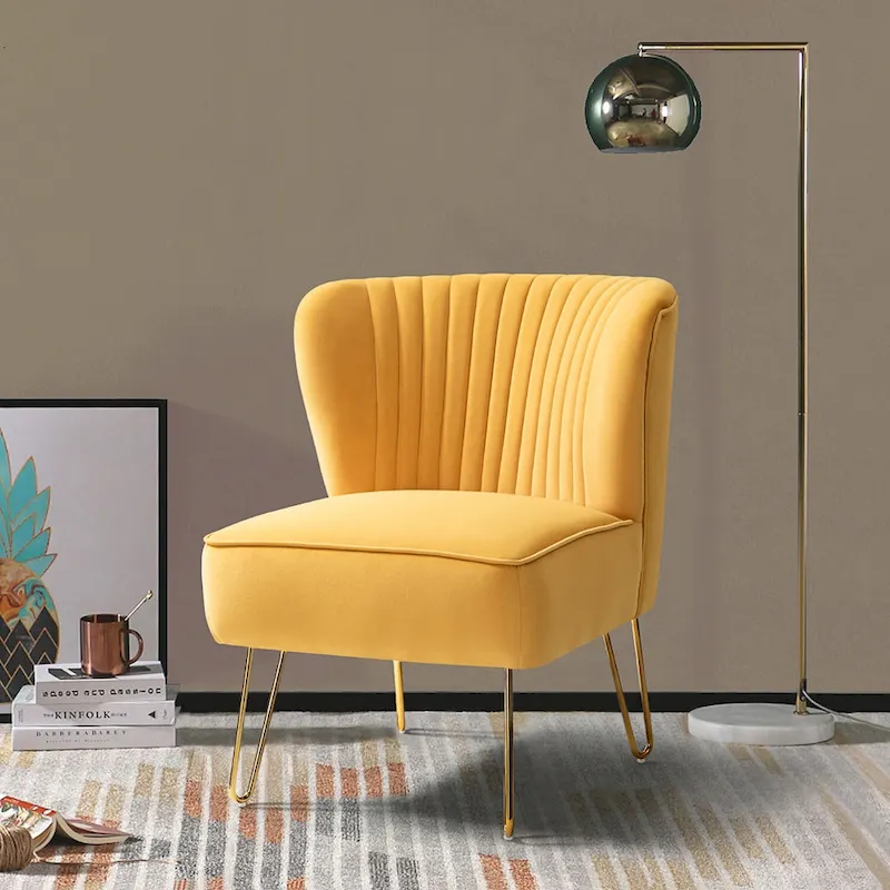 Modern Velvet Tufted Side Chair with Golden Legs