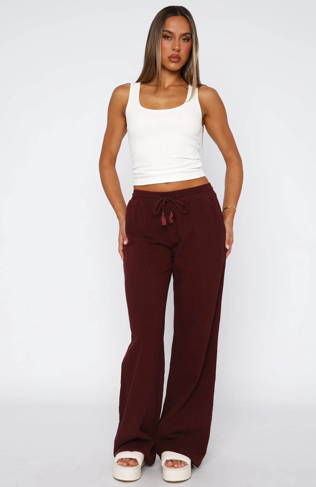 Stay Pretty Linen Pant Wine