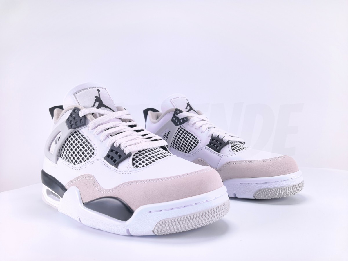 Air Jordan 4 Retro Military Black - Aktrende