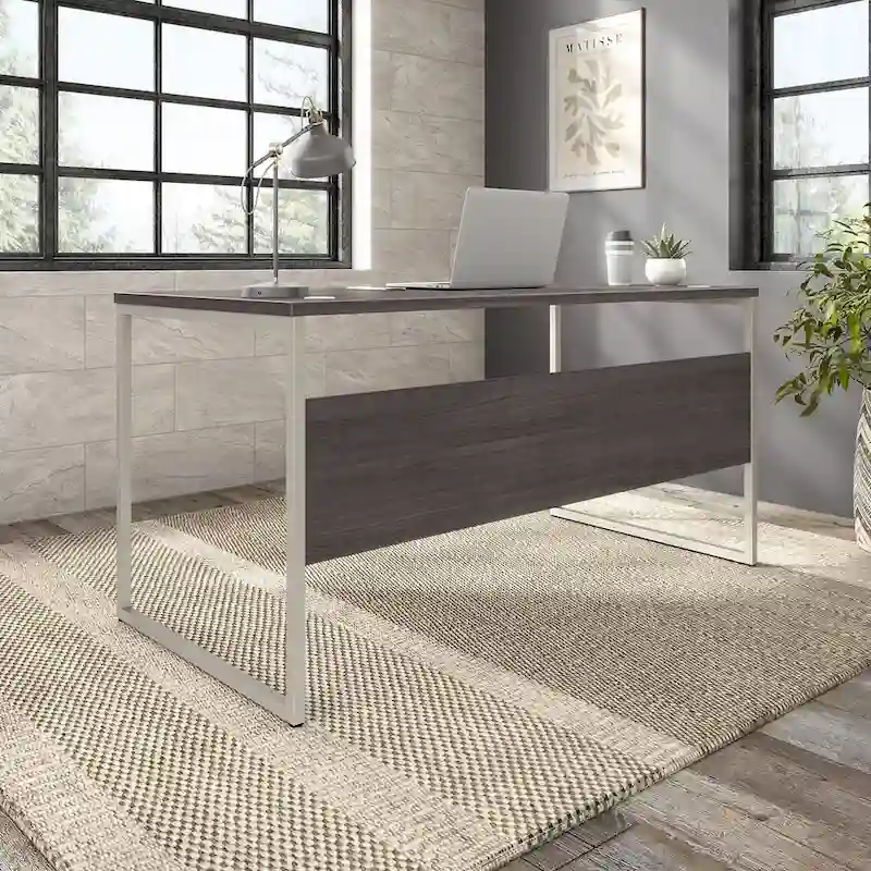 Computer Desk with Metal Legs and Wire Management