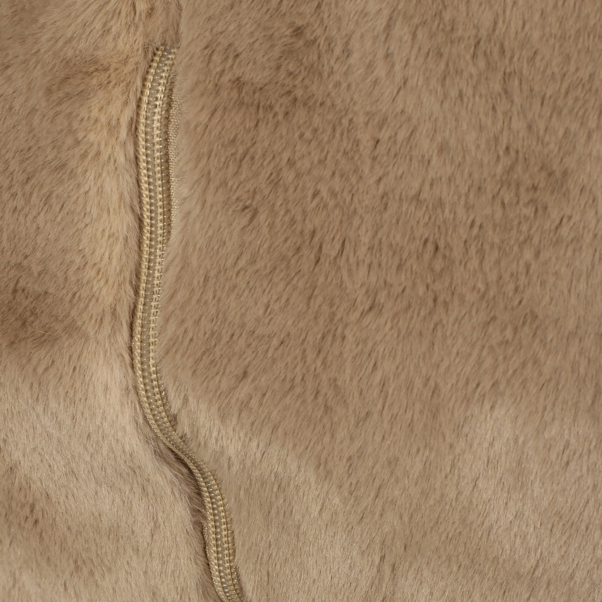 Modern Glam 3 Foot Faux Fur Bean Bag - NH325513