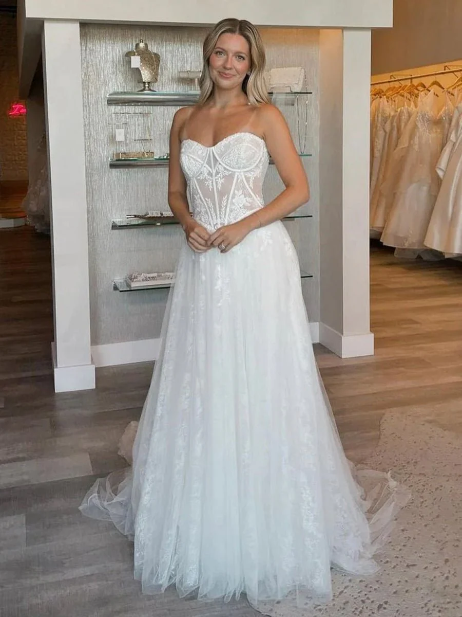 Charming A-Line Strapless Tulle Lace Wedding Dresses