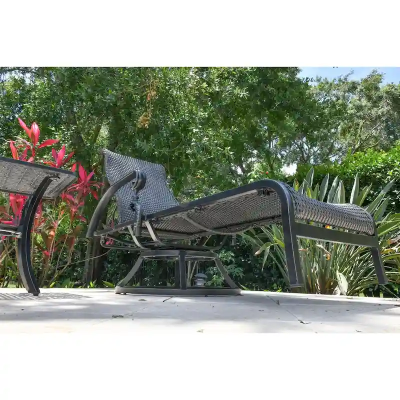 Windermere Patio Motion All Weather Wicker Swivel Chaise Lounge - N/A