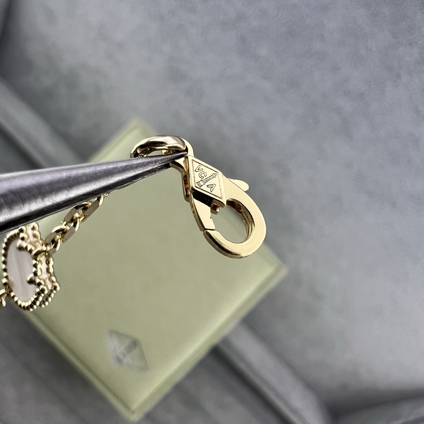 VCS043 VCA Lucky Spring Butterfly bracelet, 5 motifs - ccjewelryacc