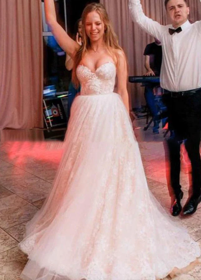 Sweetheart A Line Sleeveless Lace Appliques Tulle Country Bridal Gowns