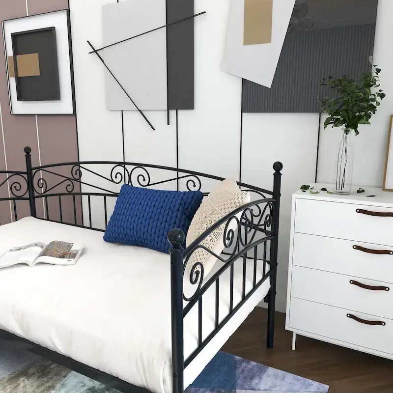 Black Metal Twin Size Daybed with Steel Slat Support – Single