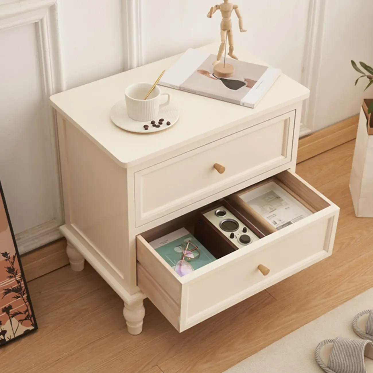Classic Pure White Wood 3-Drawer Nightstand