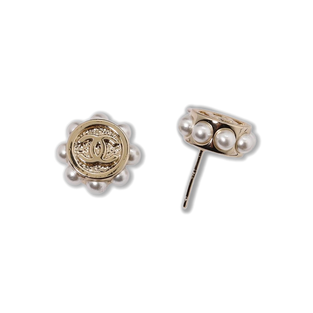CCE400 Chanel pearl stud earrings - ccjewelryacc