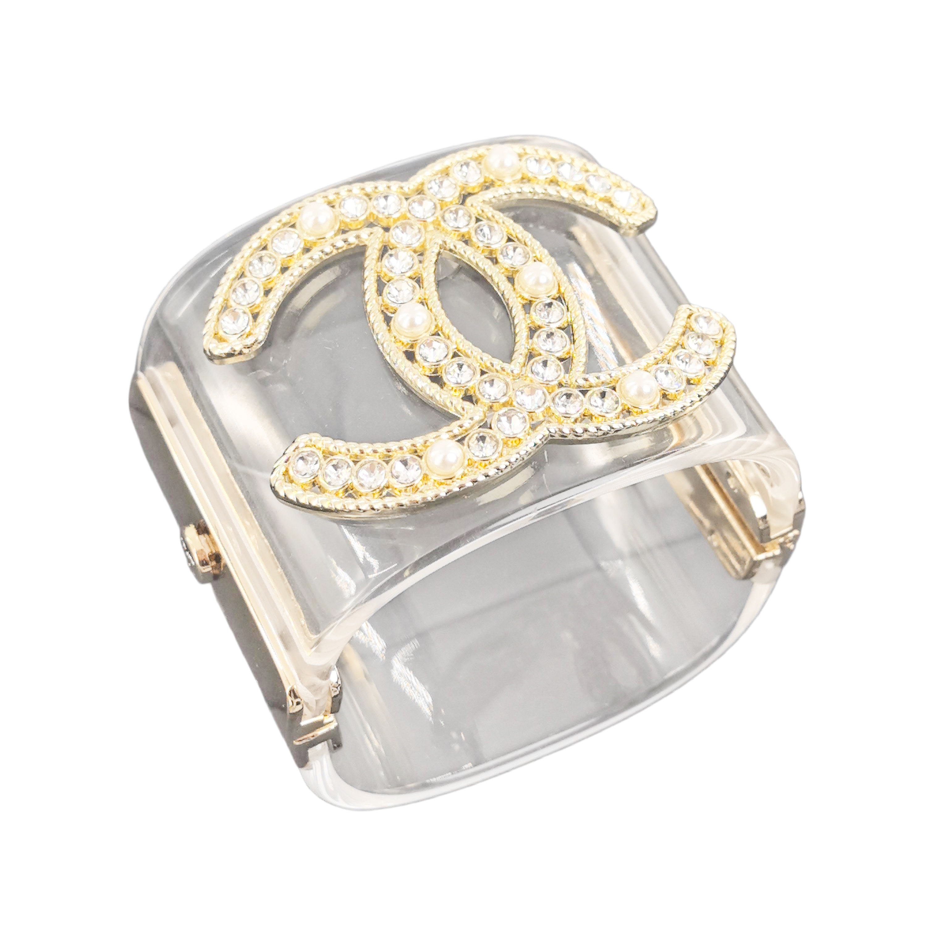 CCS067 Chanel large Acrylic chanel cuff - ccjewelryacc