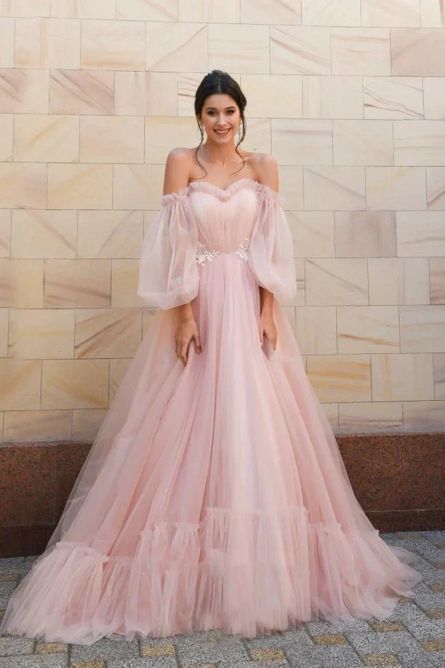 Off-shoulder Charming Sweetheart Tulle Wedding Dress With Poet Sleeves