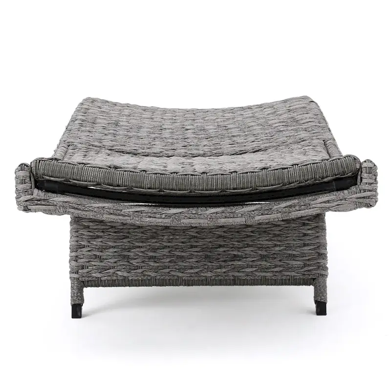 Crete Wicker Chaise Lounge
