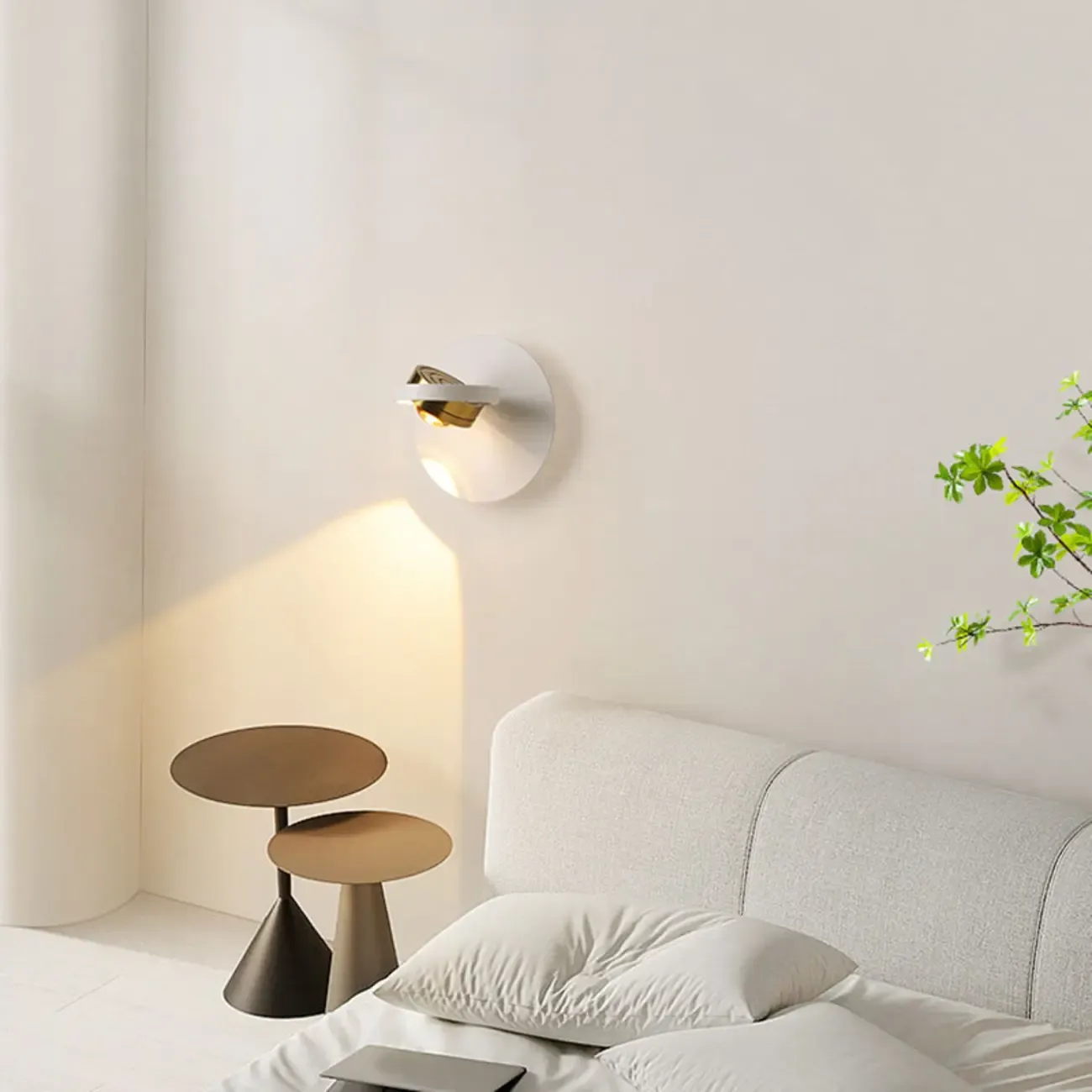 360° Rotatable Transparent Glass Metal Round Reading Wall Lamp