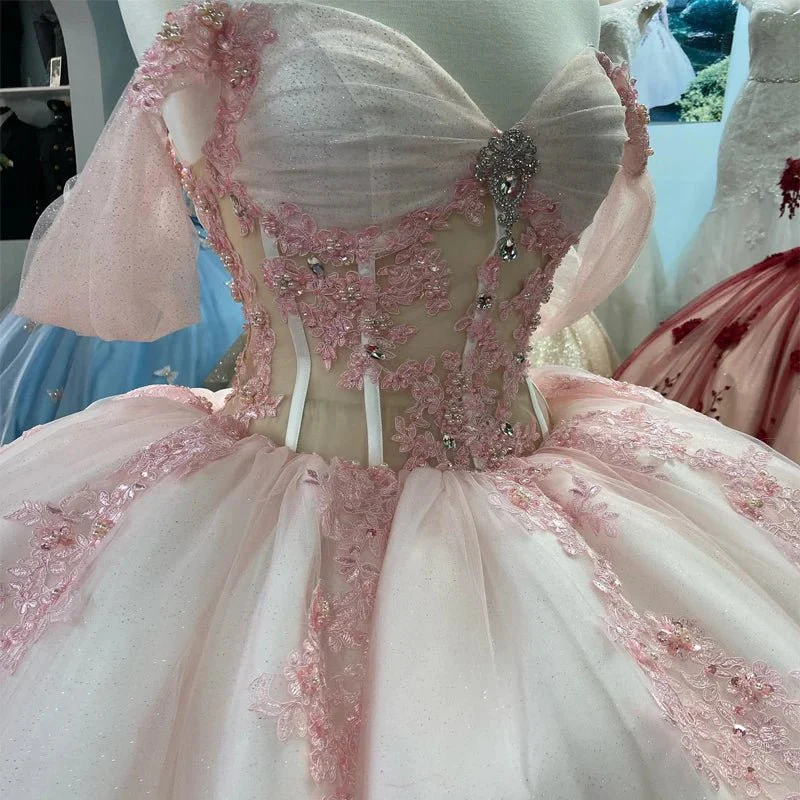 Ball-Gown Tulle Light Pink Off-the-Shoulder Quinceanera Dress with Appliques