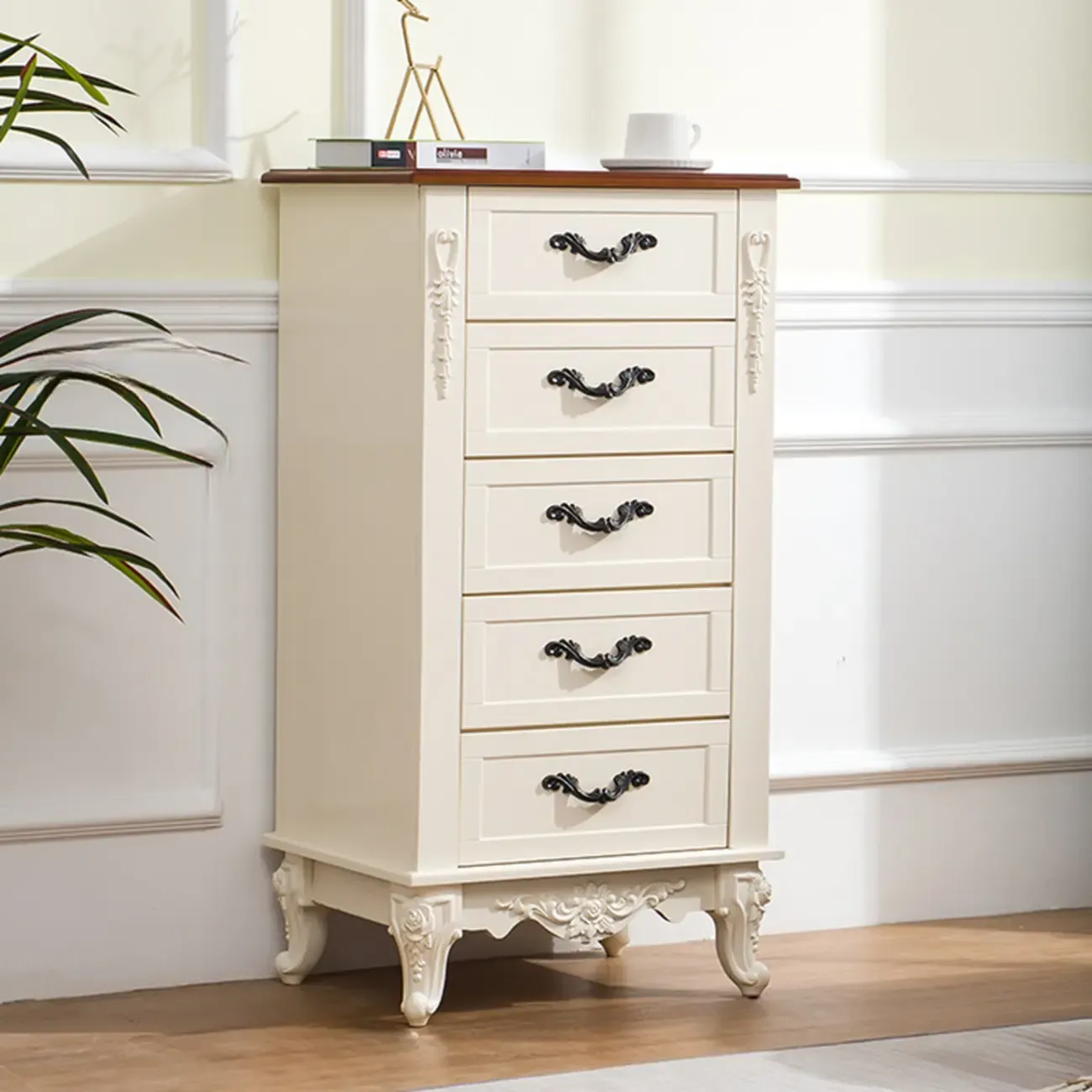 Traditional Wooden Bachelor Chest with 5-Drawers
