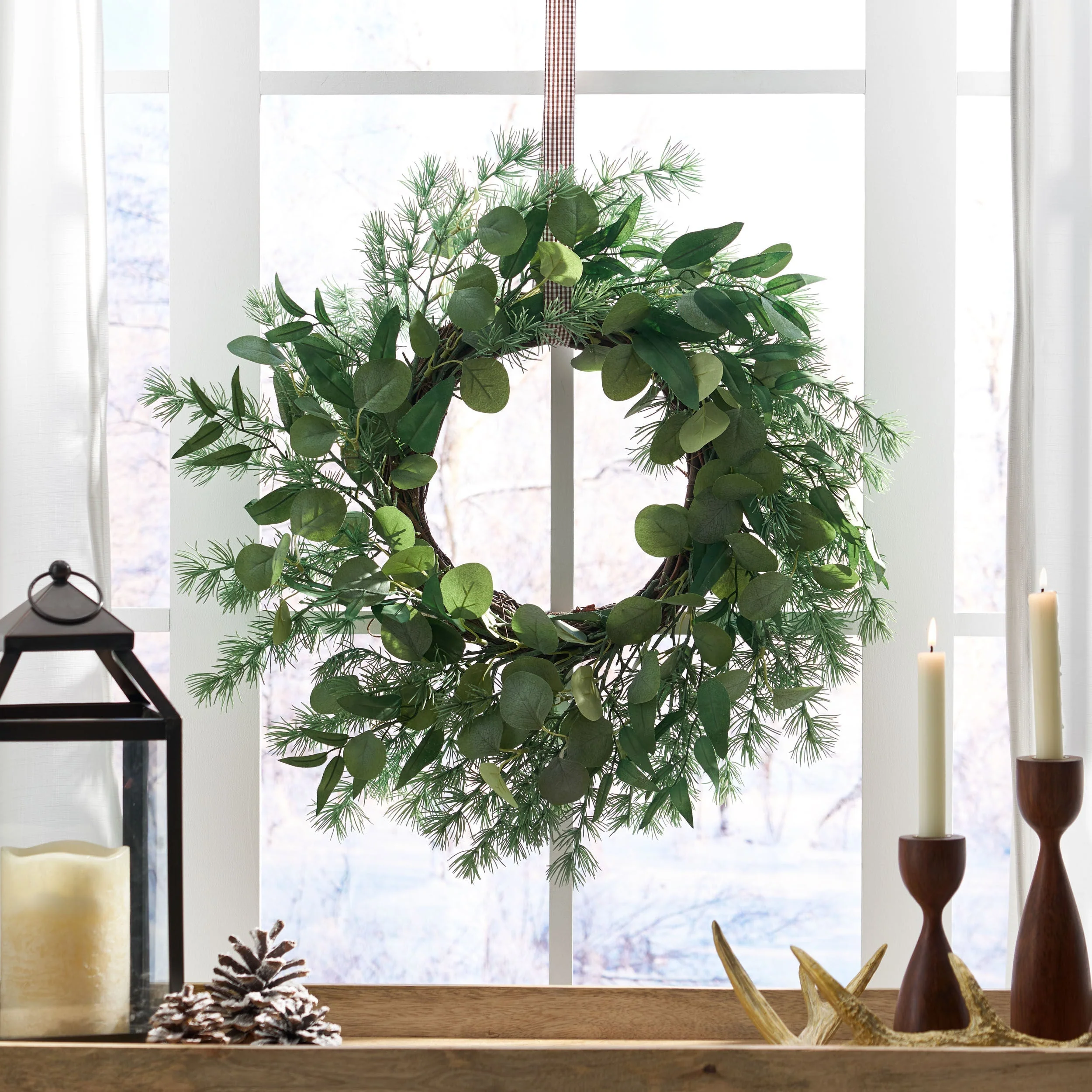 Nolta 24.5 Eucalyptus and Fir Artificial Wreath, Green