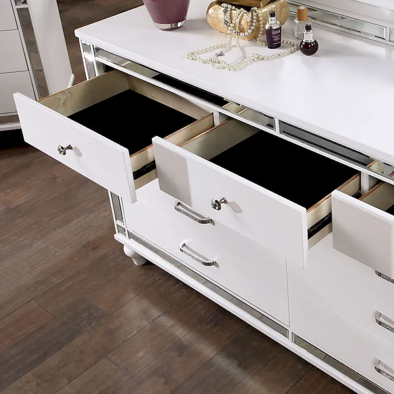 Modern 62-inch Wide Solid Wood 9-Drawer Dresser