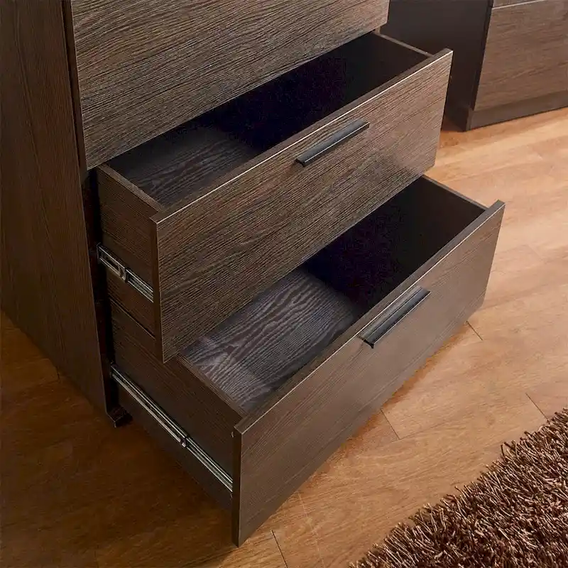 Oliver Farmhouse Four-Drawer Jumbo Chest