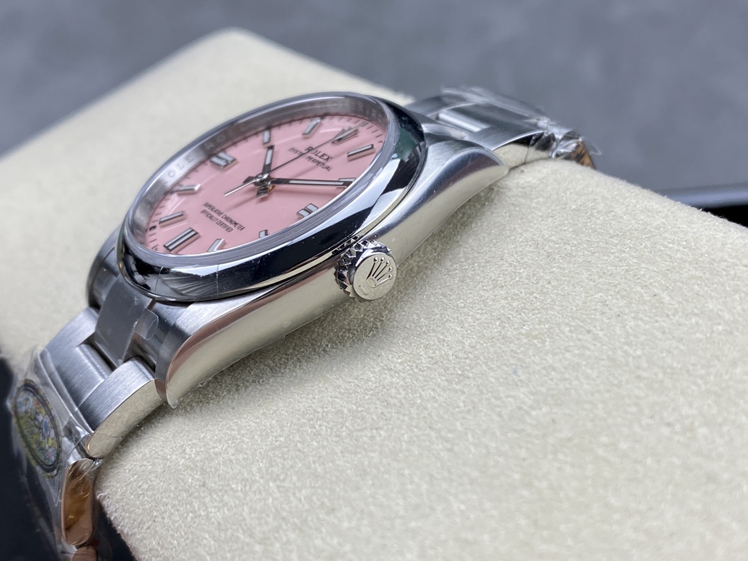 Rolex replica Clean Factory - dettaglio cassa e corona lucidata