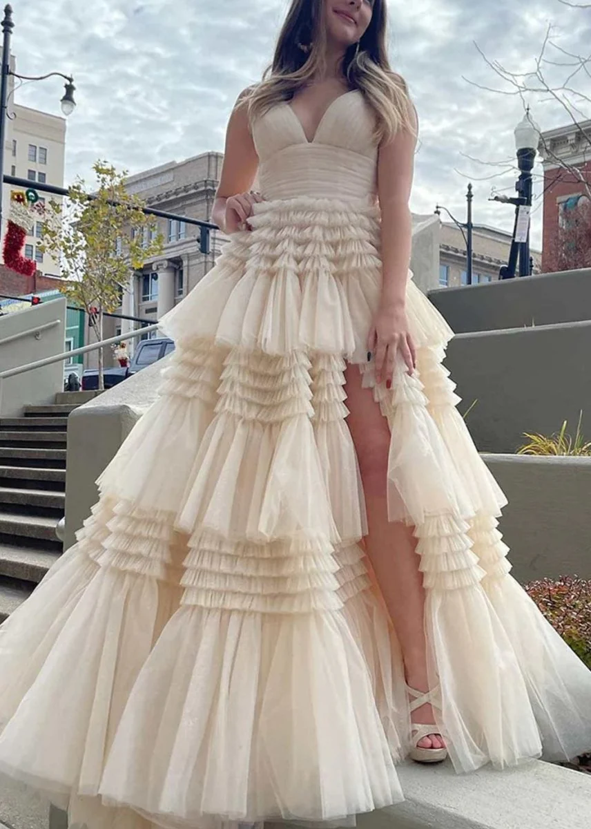 Tulle Deep V Neck Spaghetti Straps Long Prom Dress