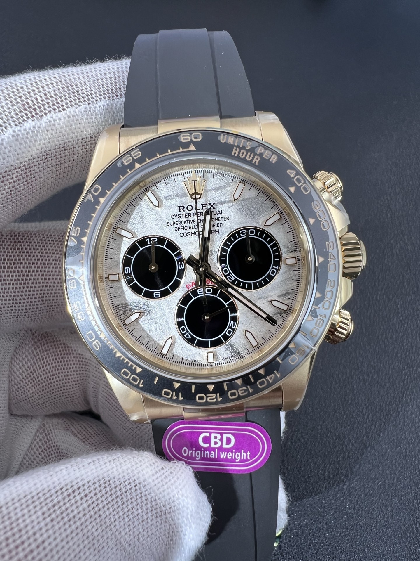 Clean Factory 4131 Daytona super clone - gold case black dial rubber strap