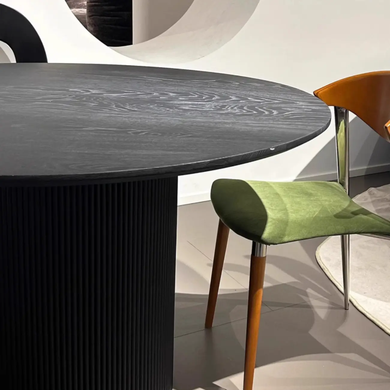 Modern Black Round Wood Cylindrical Base Dining Table