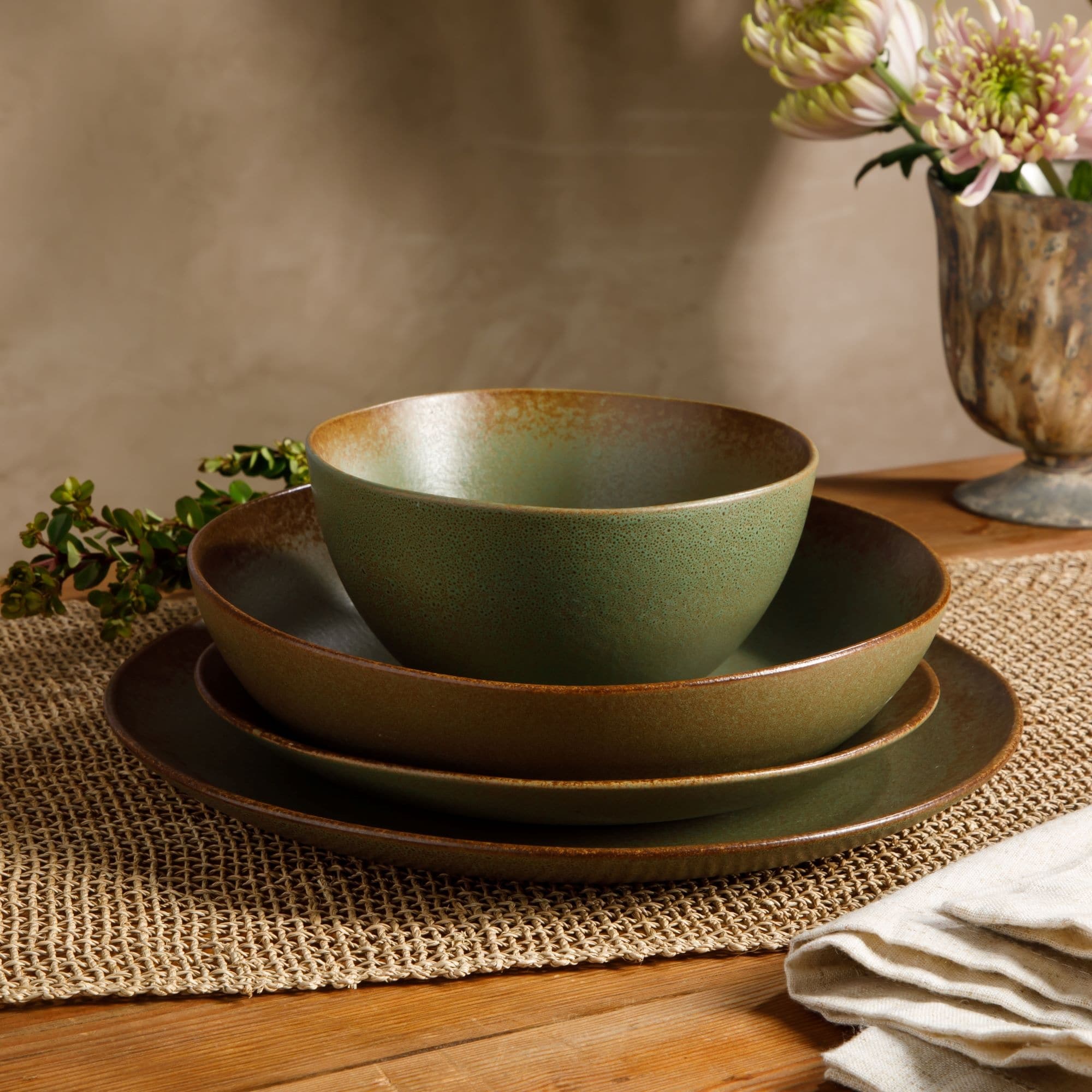 Dinnerware