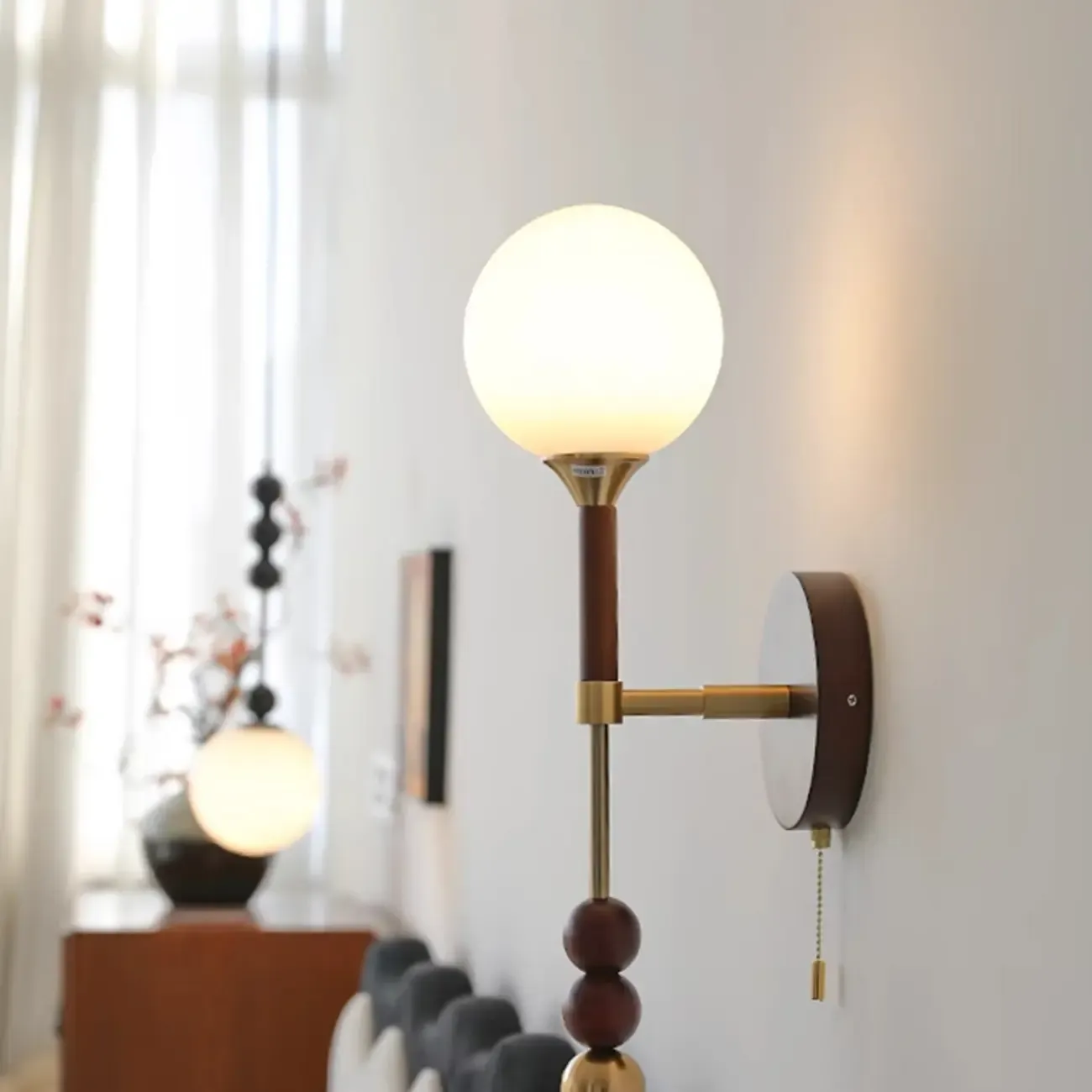 Modern Globe Black Wall Sconce with Pull Chain for Bedroom