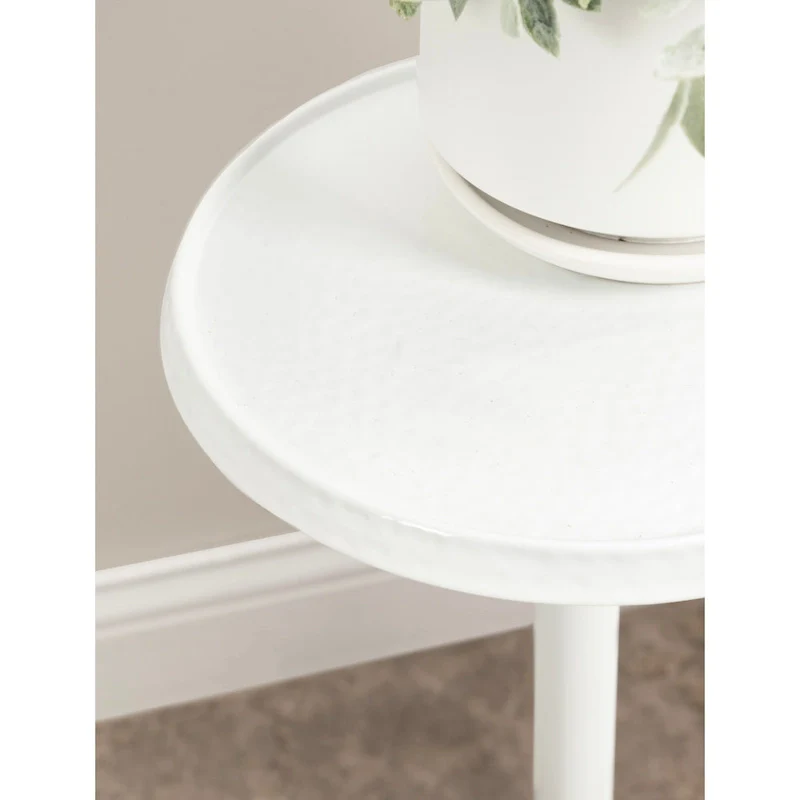 Kate and Laurel Sanzo Metal Side Table