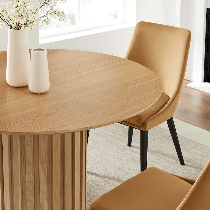 Senja 47  Round Dining Table