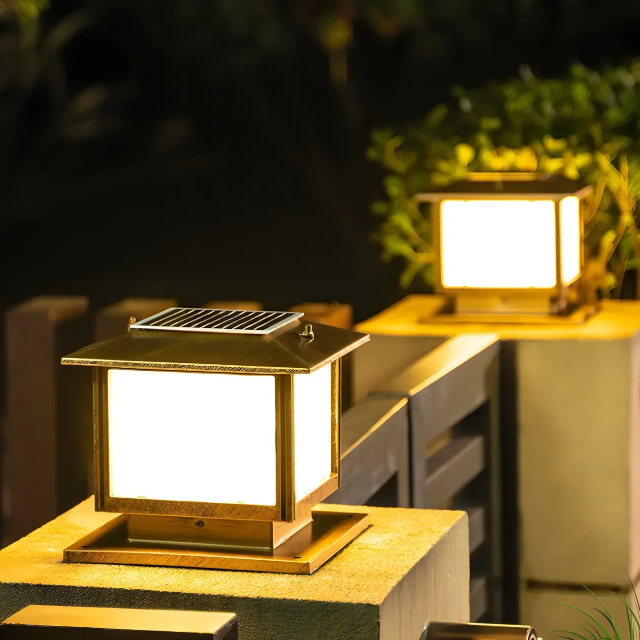 Outdoor Bronze Metal Solar Square LED Post Light