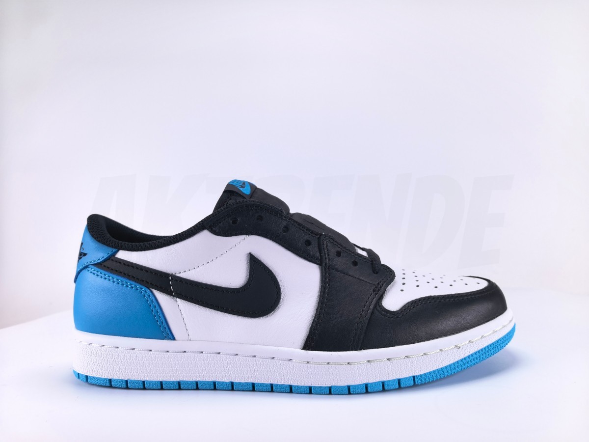 Jordan 1 Retro Low OG Black Dark Powder Blue - Aktrende