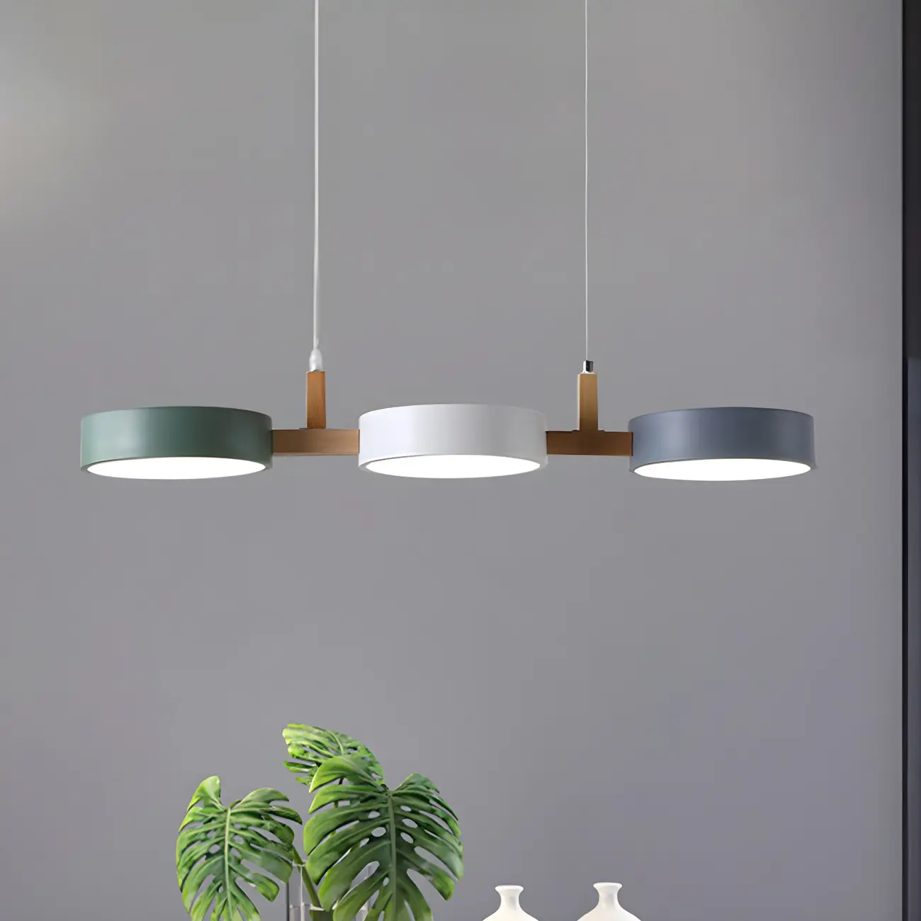 Nordic Island Pendant Lights with 3-Light & Wooden Arm