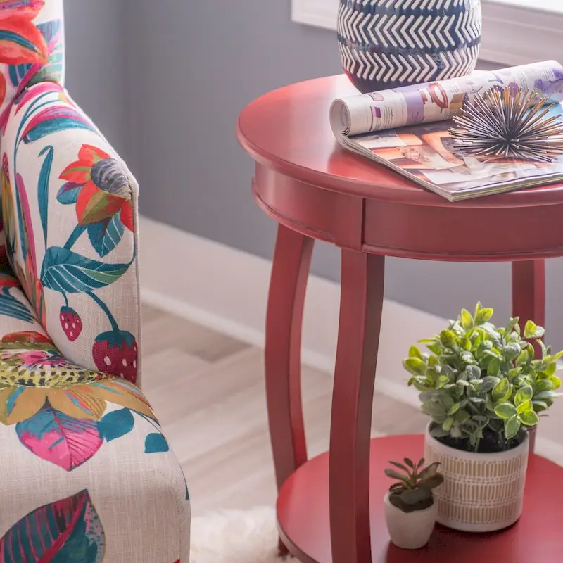 White Round Side Table with Lower Shelf & Cabriole Legs, 1-Person
