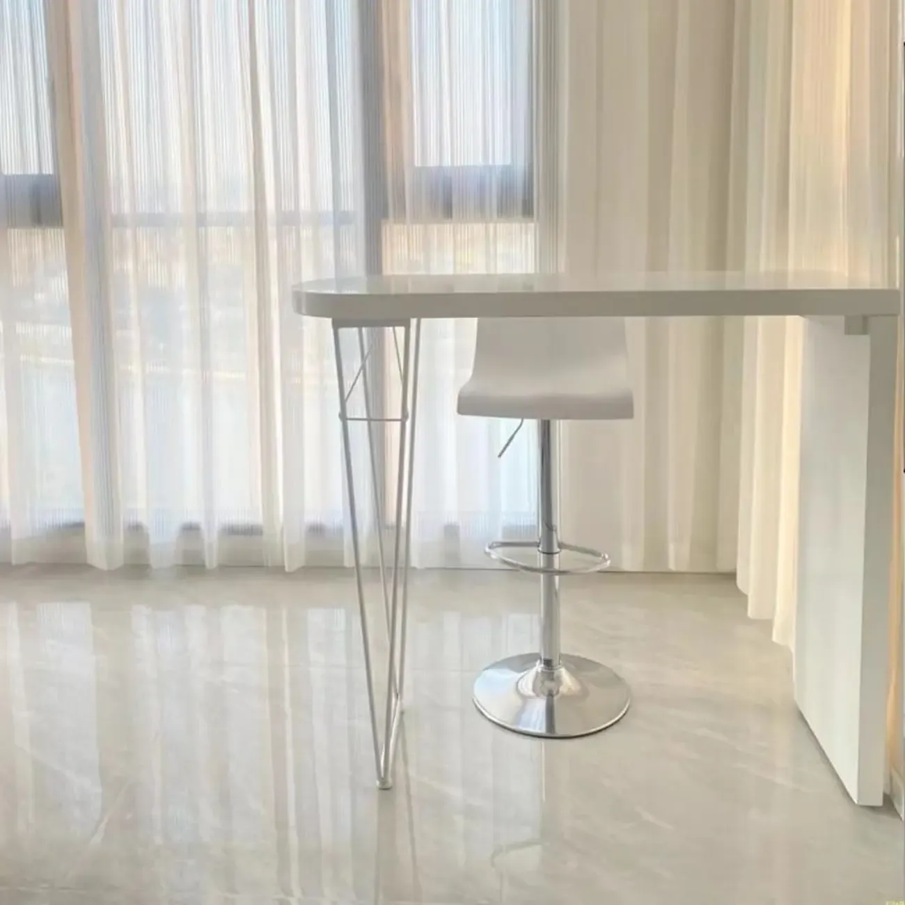 Stylish Pure White Wooden Metal Double Pedestal Bar Tables