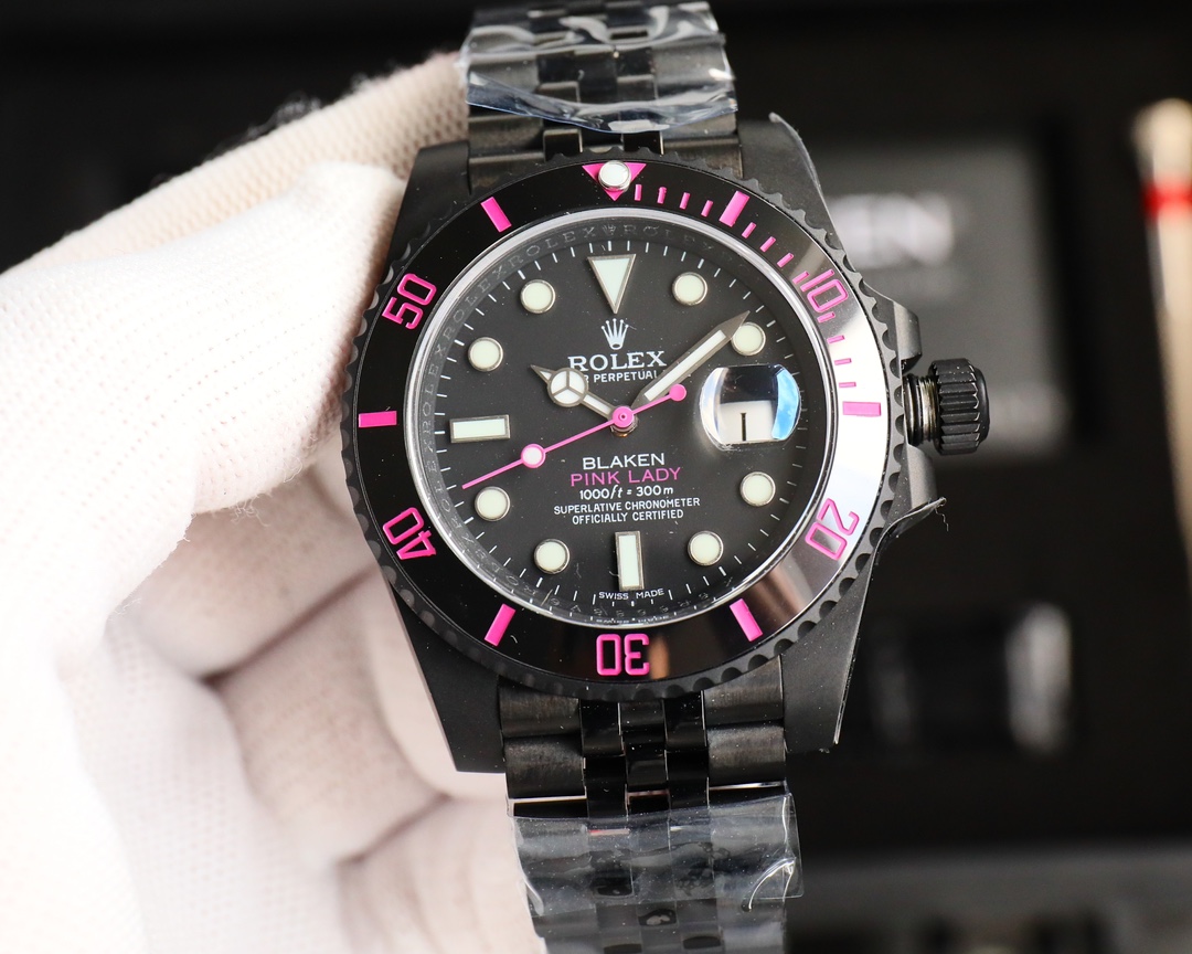 Rolex Submariner Blaken Pink Lady - vue frontale