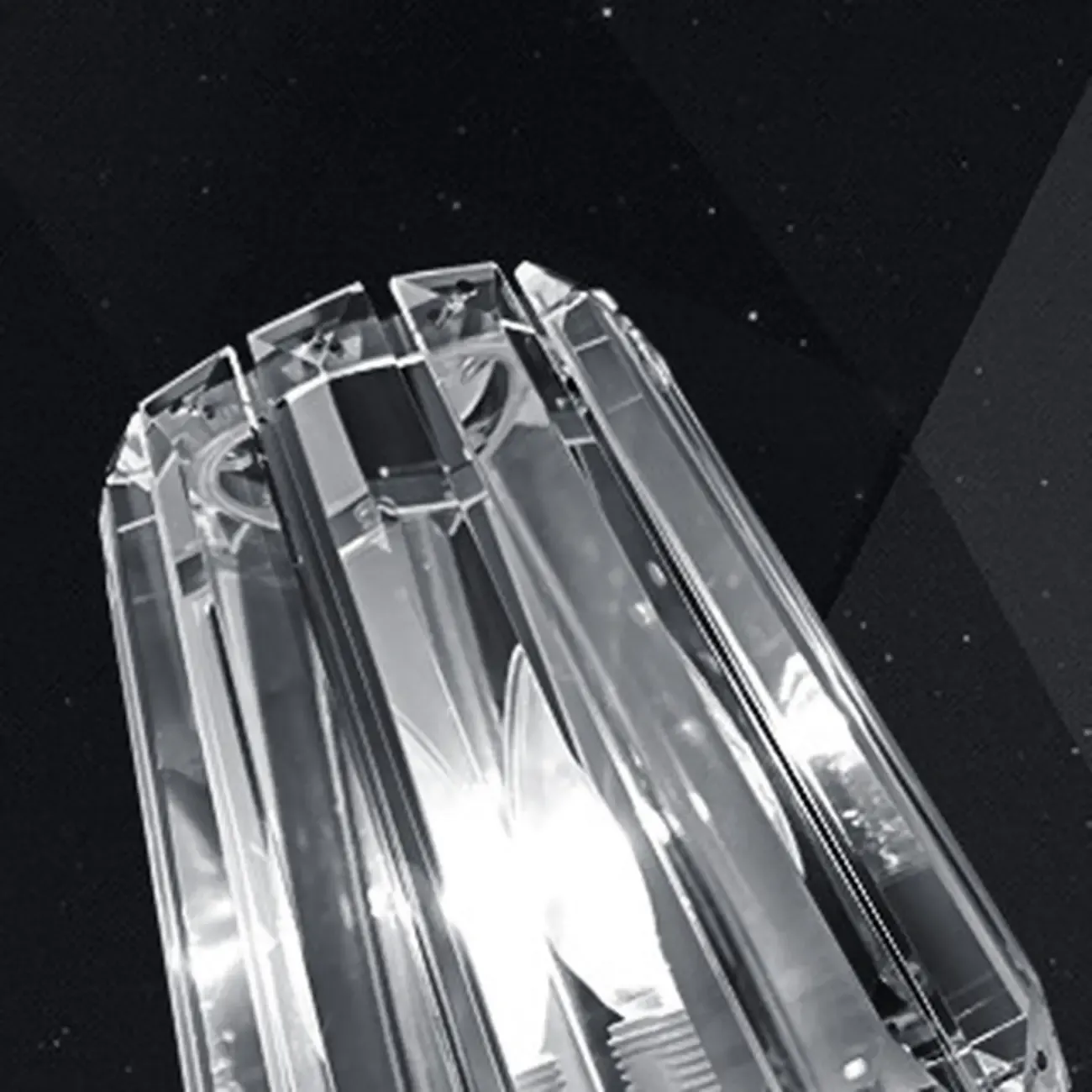 Elegant Crystal Smooth Gilded Metal Wall Sconce