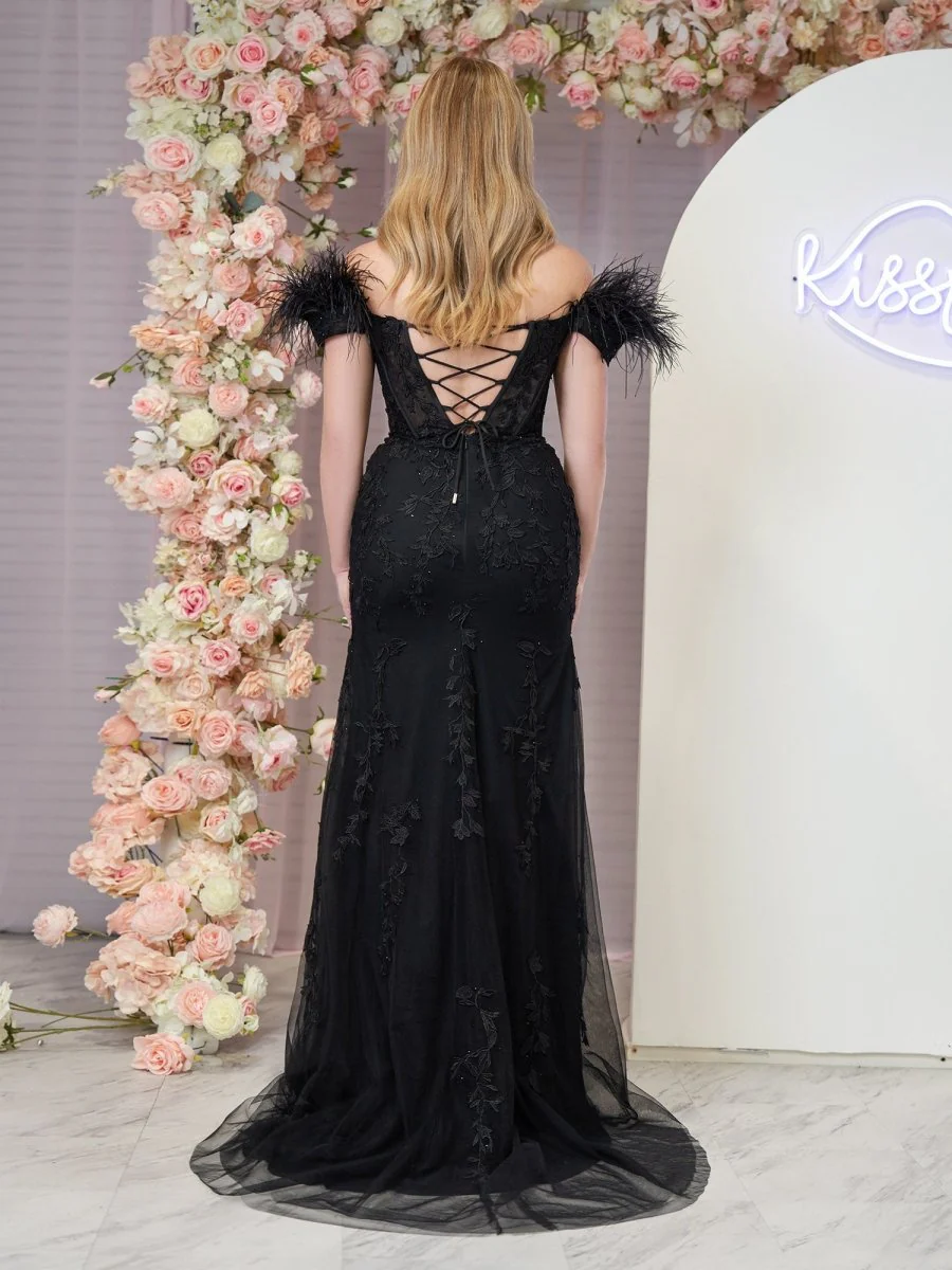 Mermaid Deep V Neck Feather Lace Long Prom Dress