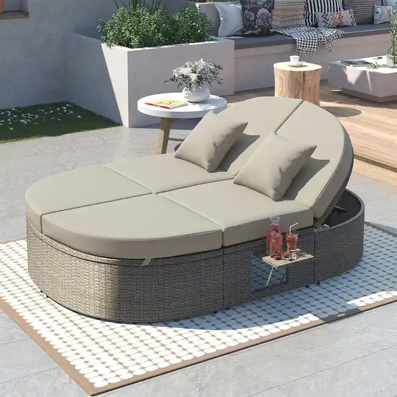 Patio 2-Person Daybed with Cushions and Pillows