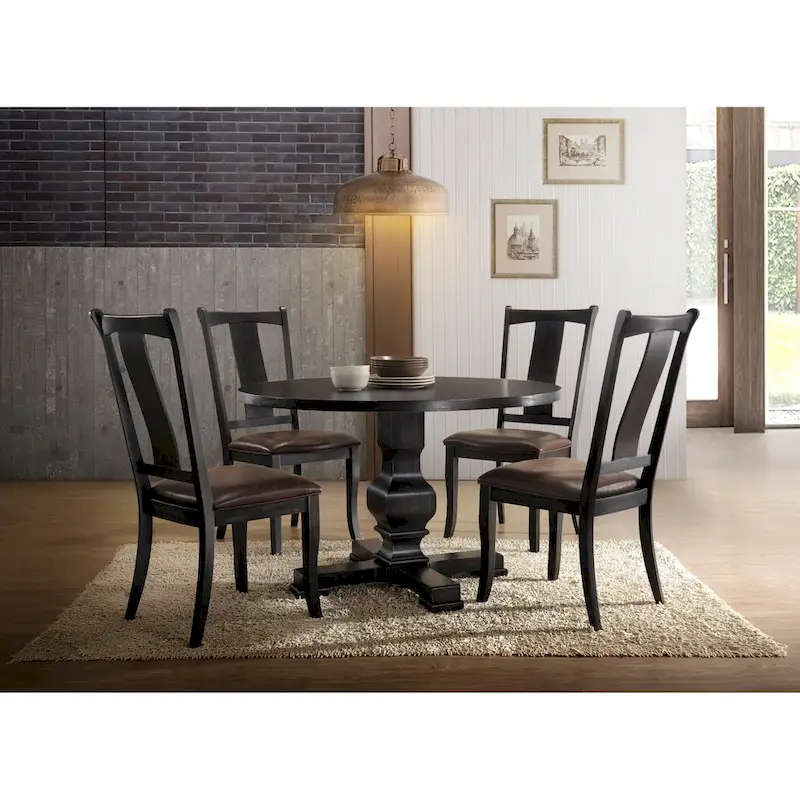Carolina Living Carson 47 Round Pedestal Table