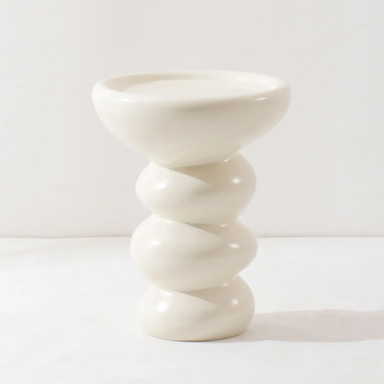 Minimalist Fiberglass Round End Table for Living Room