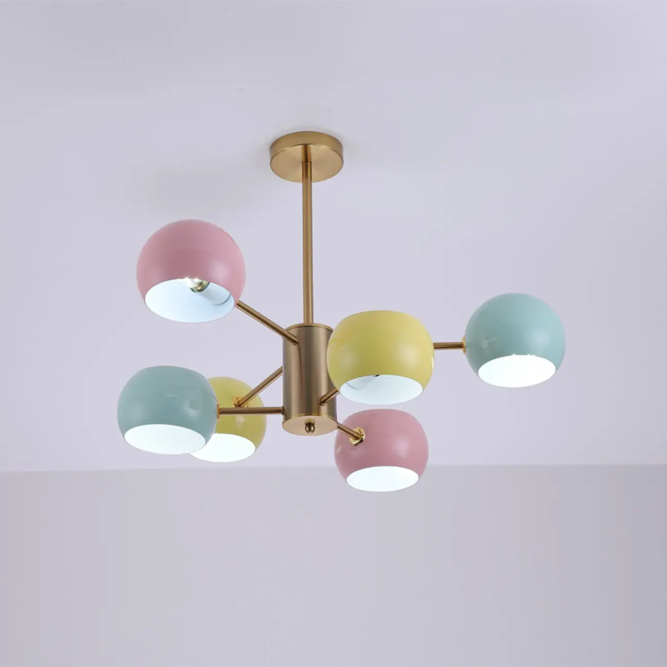 Modern Minimalist Metal Chandelier with Spherical Lampsahde