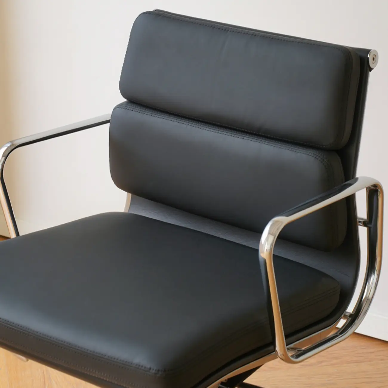 Modern Leather Adjustable Ergonomic Office Chair