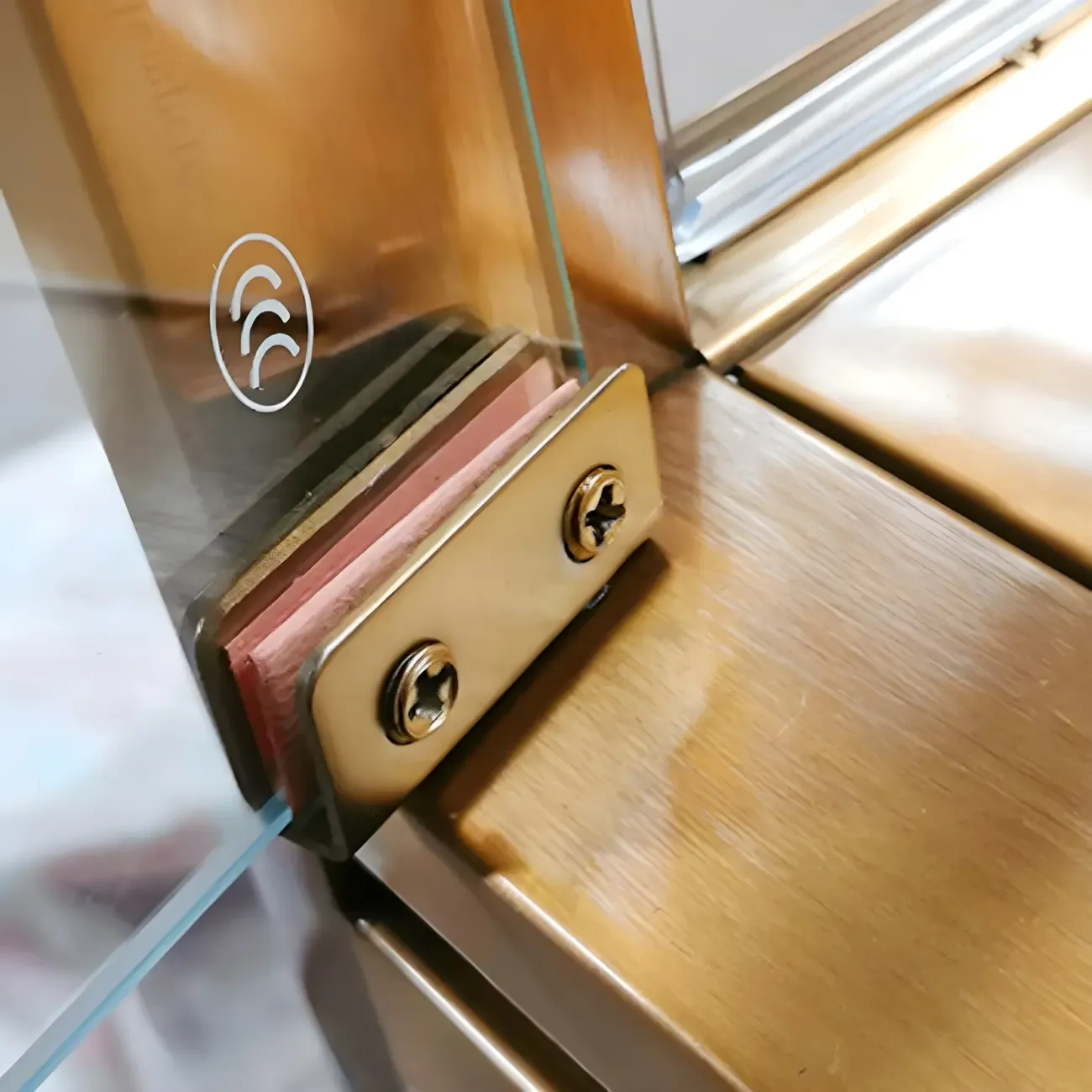 Glam Clear Glass Shelf Black Metal Frame Curio Cabinet