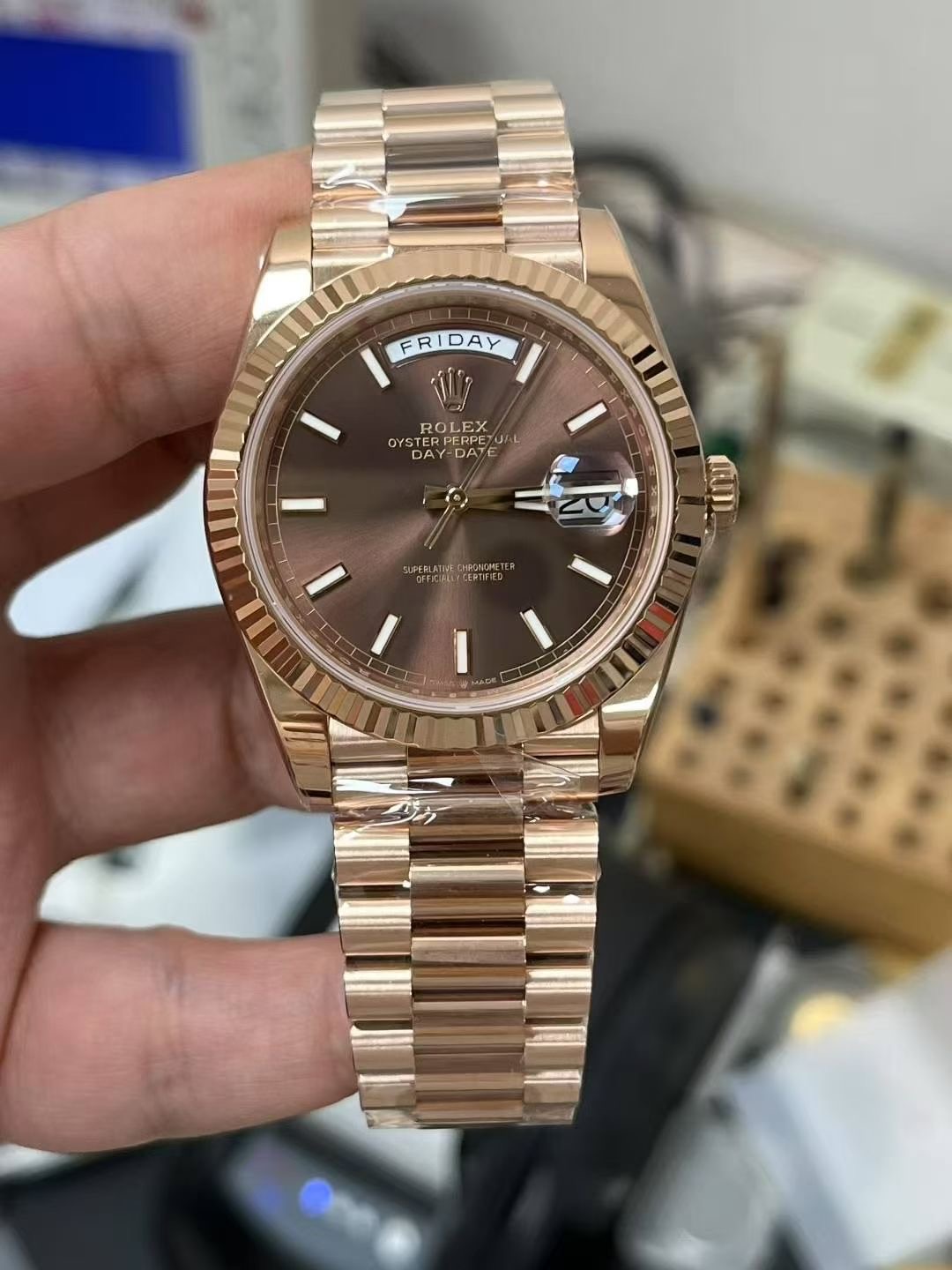 Rolex Day-Date rose gold replica with chocolate brown dial and President bracelet