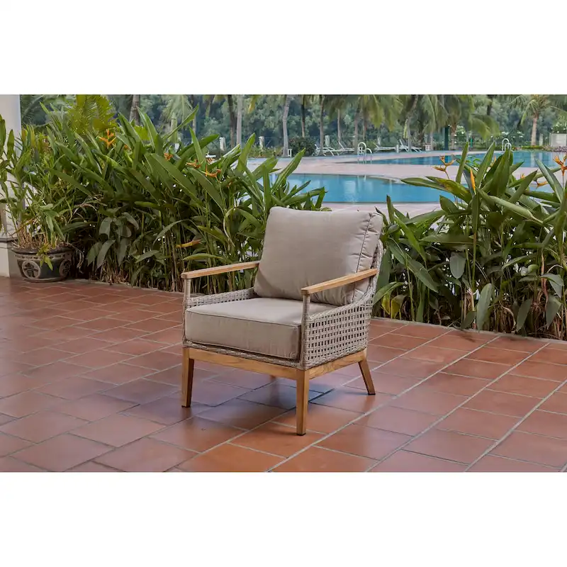 August Sunbrella Lounge Chair