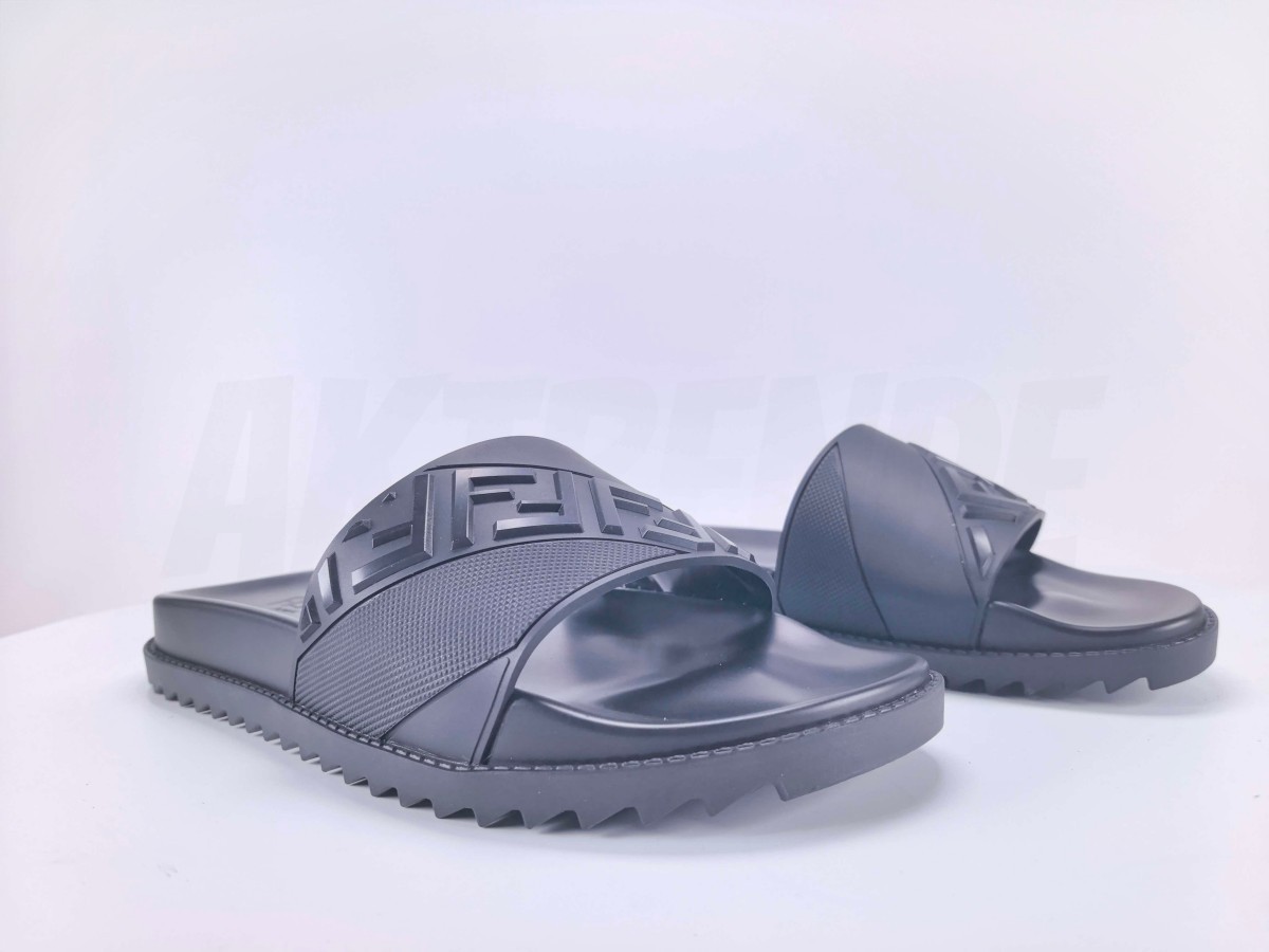 Fendi Diagonal FF - Aktrende