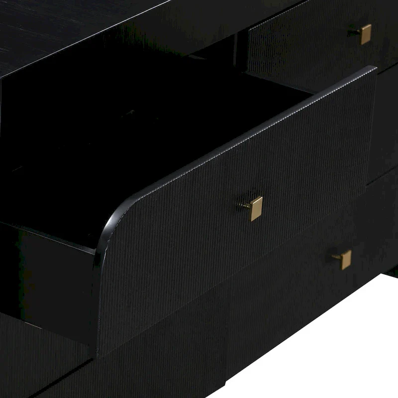 Hump 6-Drawer Dresser