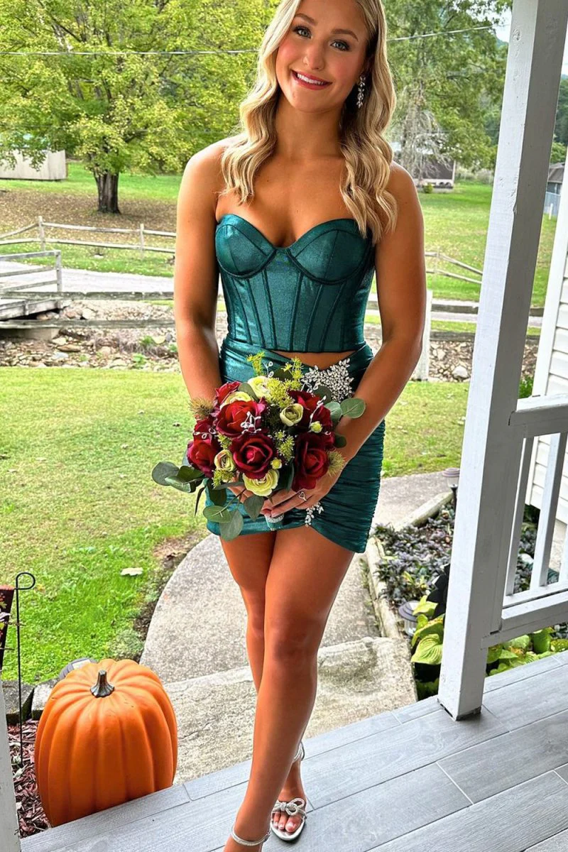 Emerald - Sweetheart Satin Short Homecoming Dresses