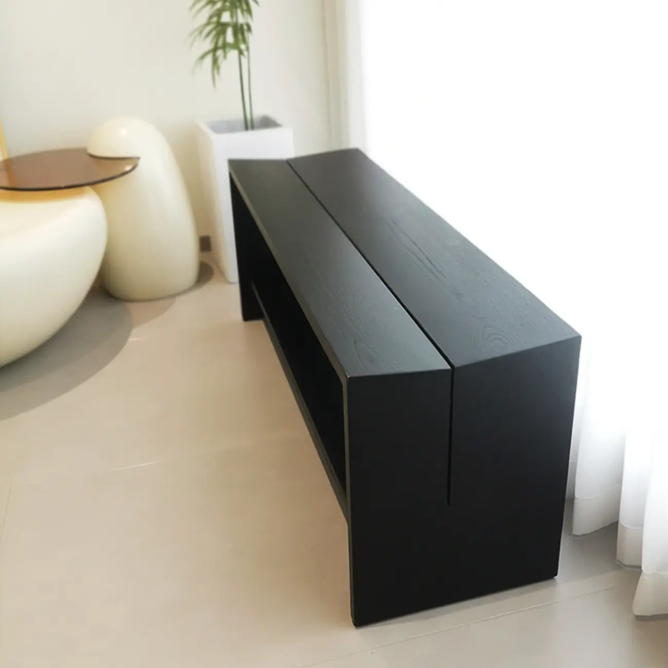 Scandinavian Solid Wood Curved Entryway Bench in Black